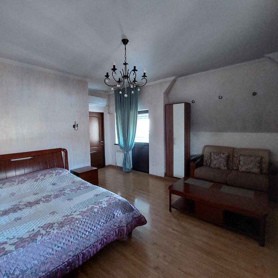 Little Shangri-La Almaty Luaran gambar