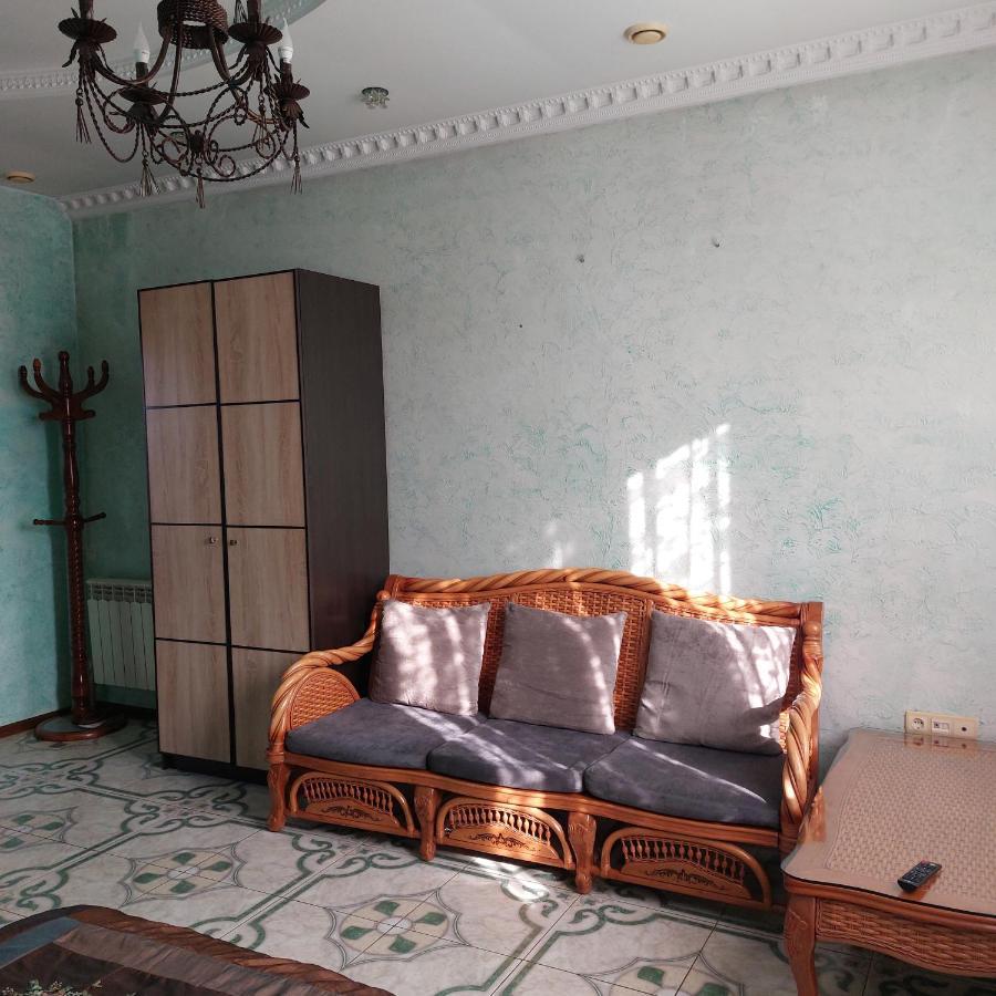 Little Shangri-La Almaty Luaran gambar